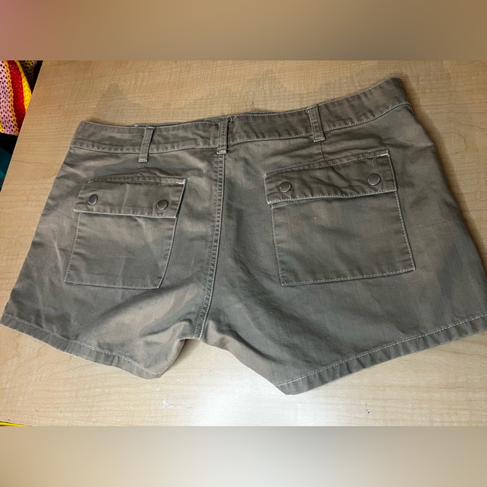 Utility Shorts - Picture 3 of 4
